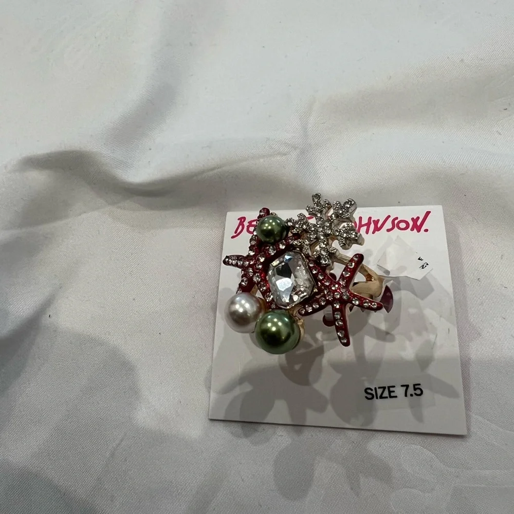 Betsy Johnson ring - Picture 5 of 7